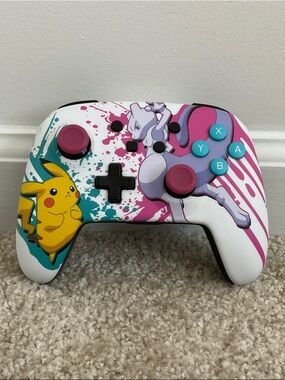 Pokemon Pikachu and Mewtoo wireless Switch Controller